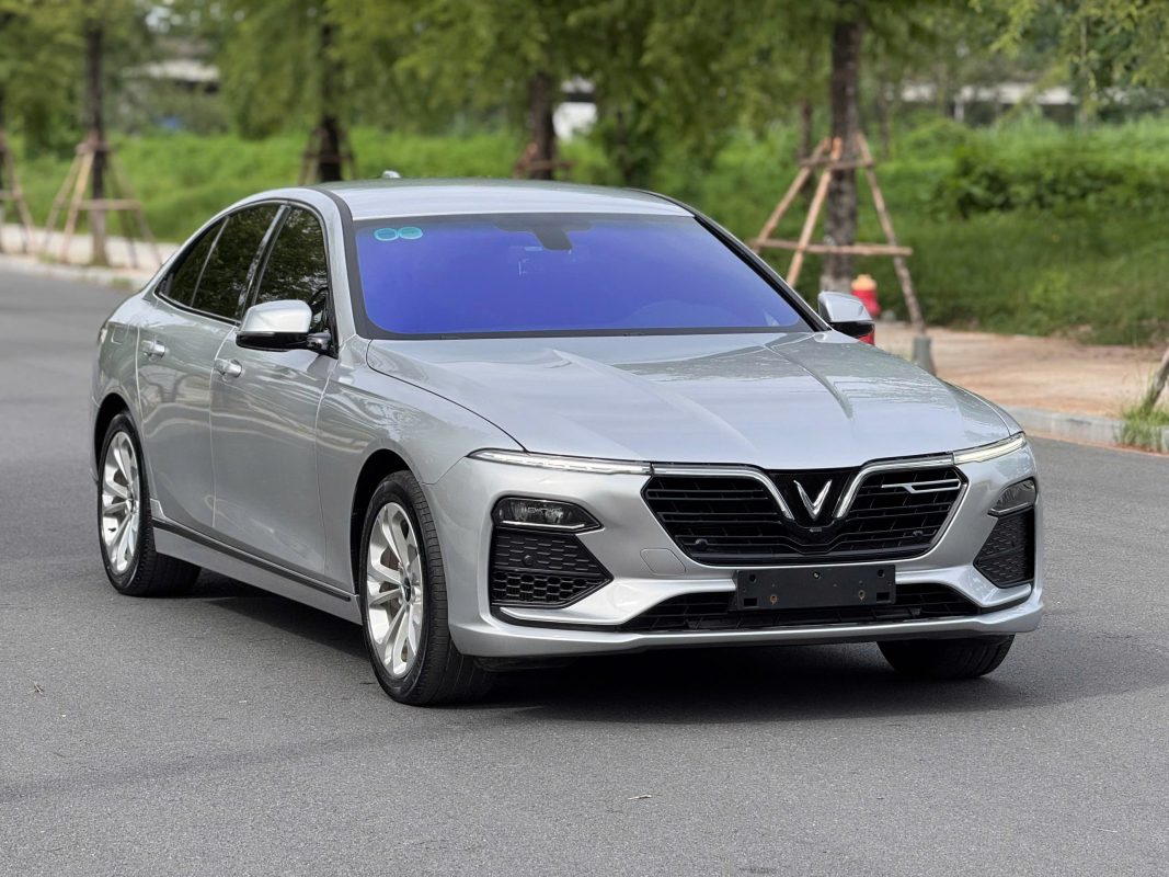 Hướng dẫn sang tên đổi chủ khi mua xe VinFast cũ